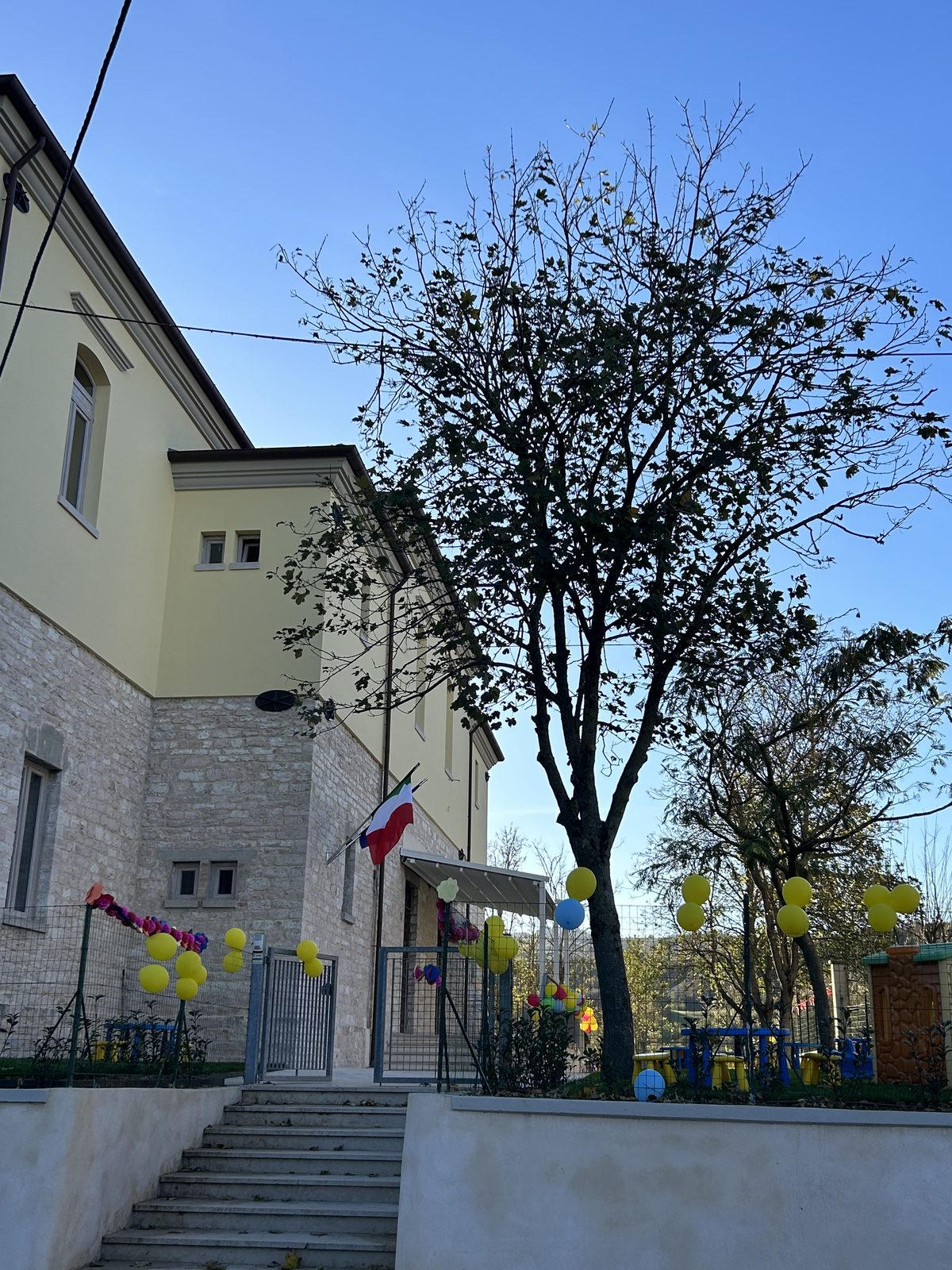 Scuola primaria — Isola di Fano (Fossombrone) — foto 13