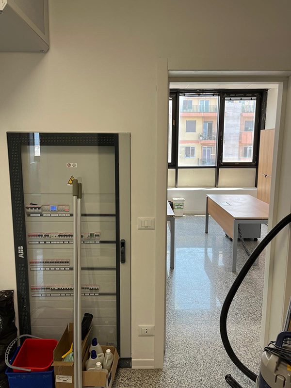 Scuola professionale — Stazione di Ancona — foto 5