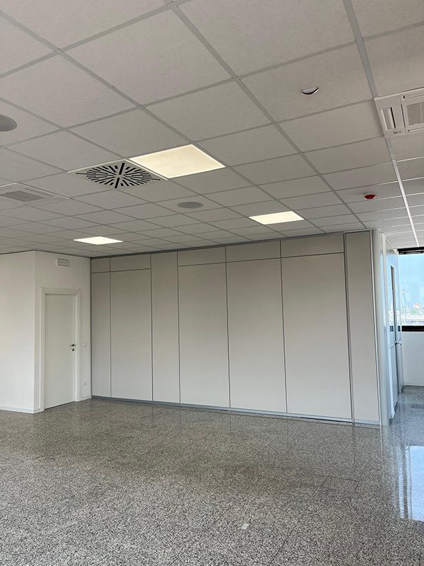 Scuola professionale — Stazione di Ancona — foto 7