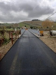 Torrente Tesino — barriere stradali — foto 2